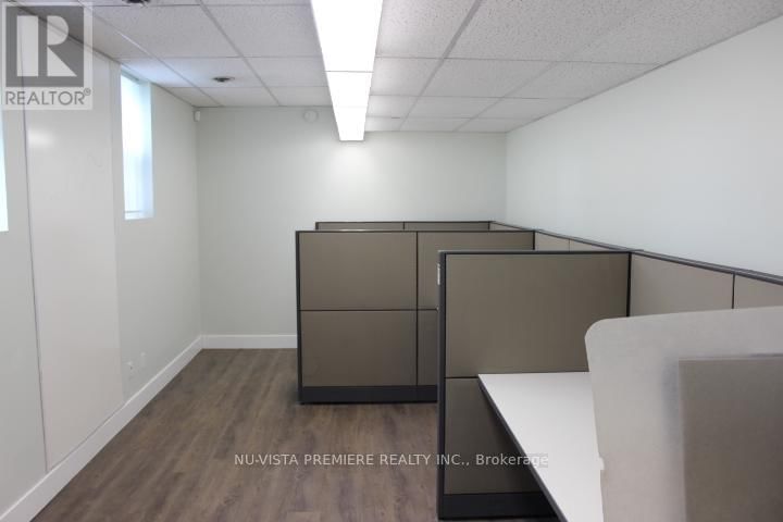 247 MAIN STREET Image 8