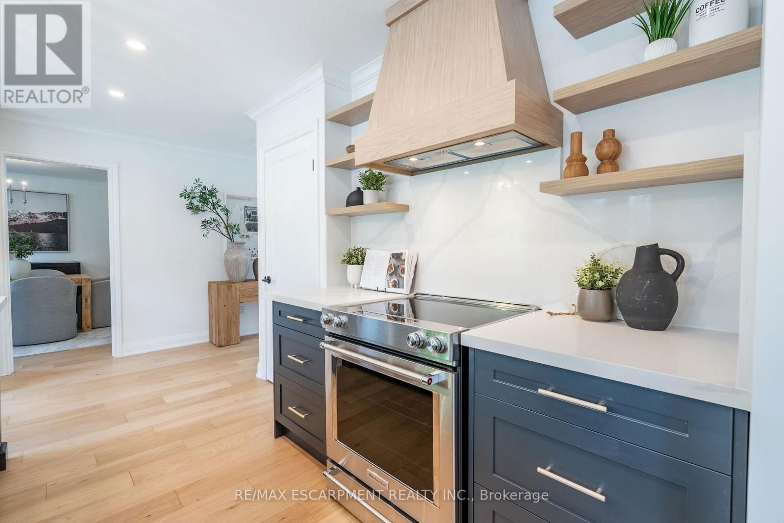 21 MEANDER CLOSE Image 21