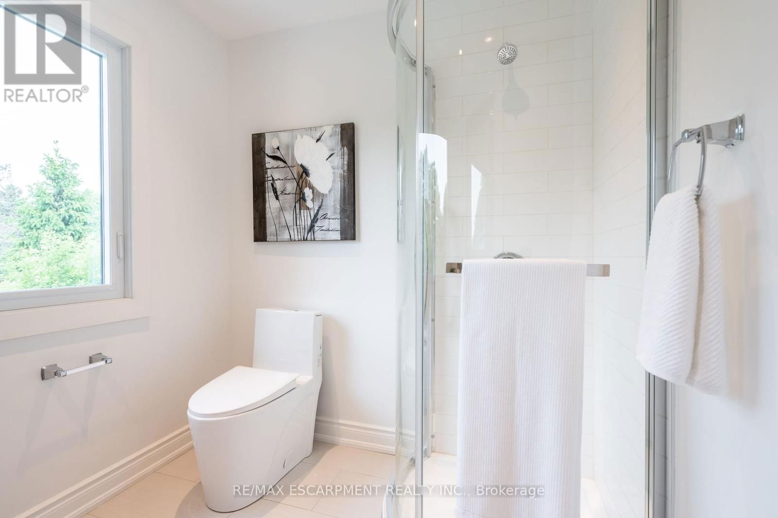 21 MEANDER CLOSE Image 31