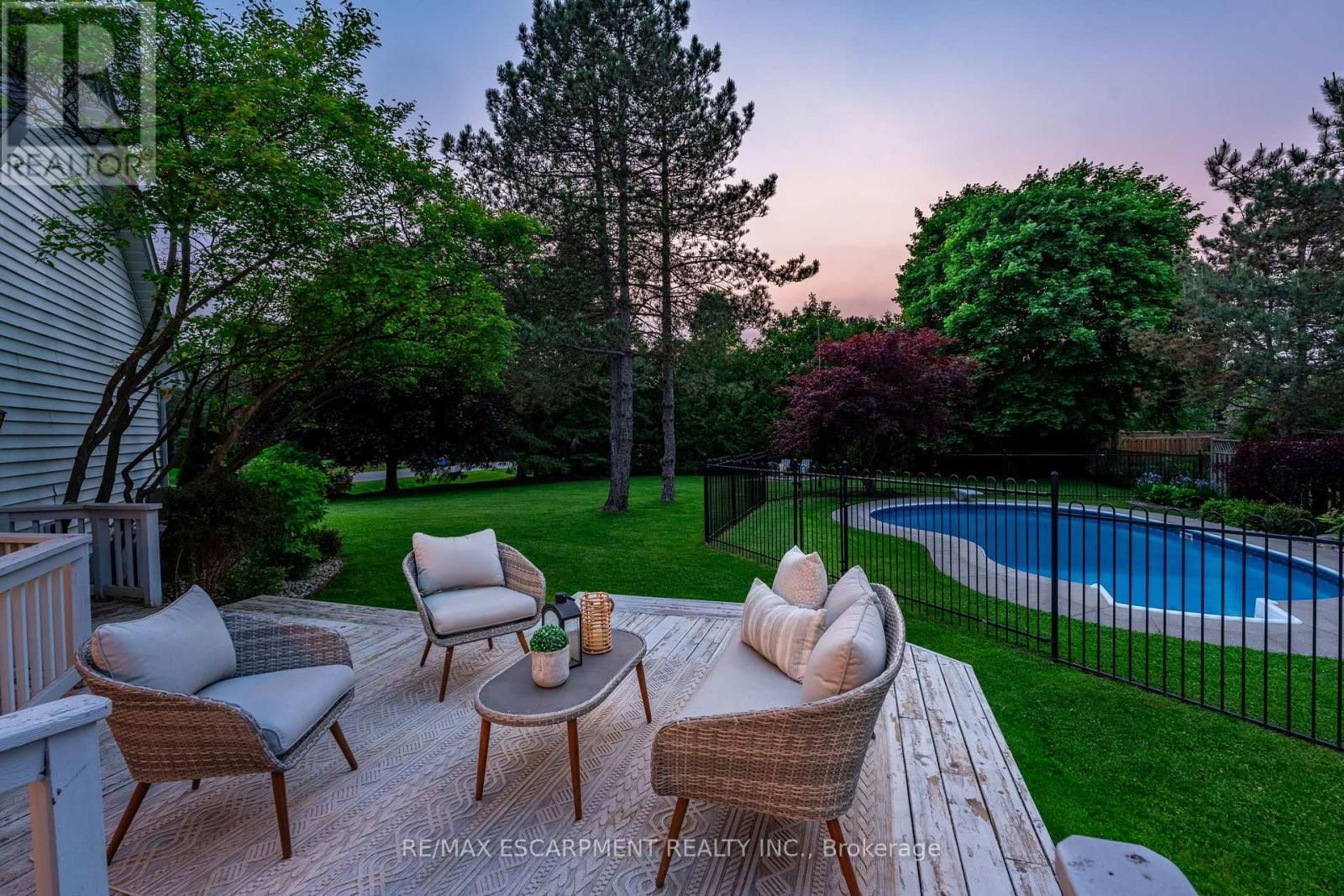21 MEANDER CLOSE Image 45