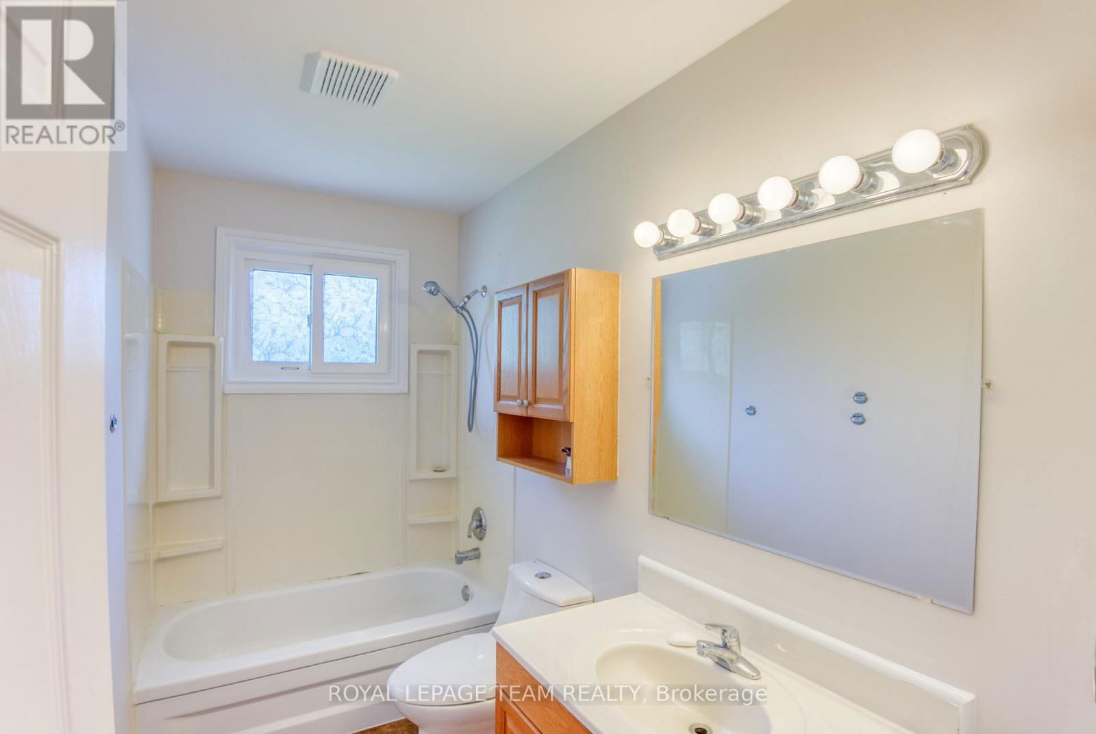 254 WILFRED CRESCENT Image 14