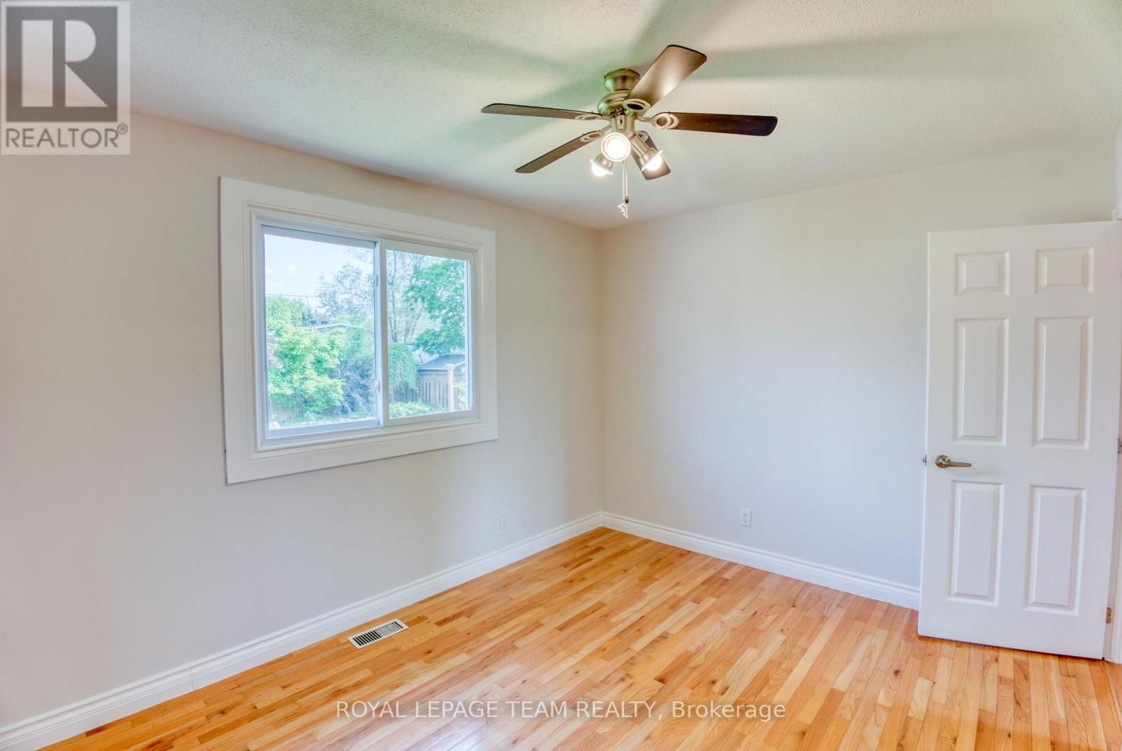 254 WILFRED CRESCENT Image 17