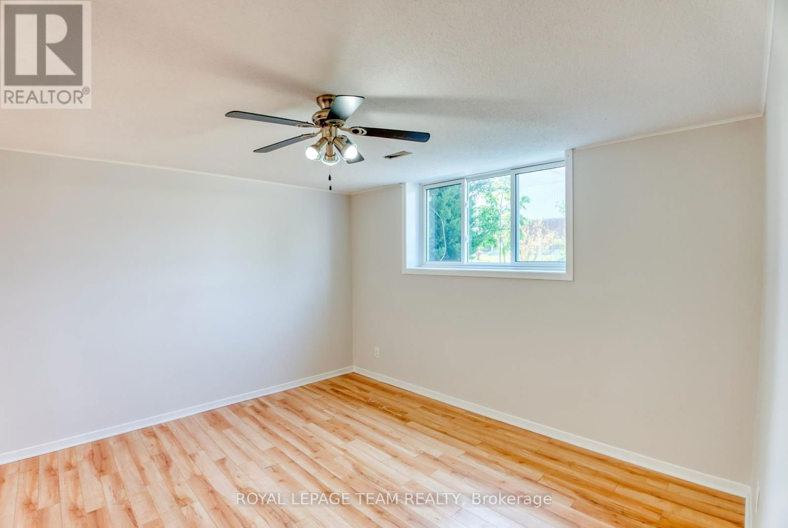 254 WILFRED CRESCENT Image 22