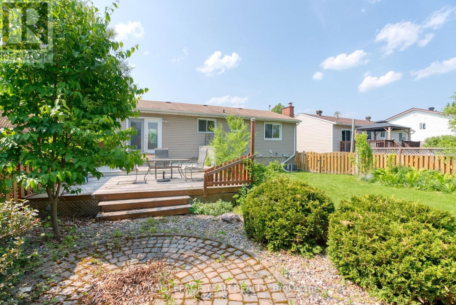 254 WILFRED CRESCENT Image 34