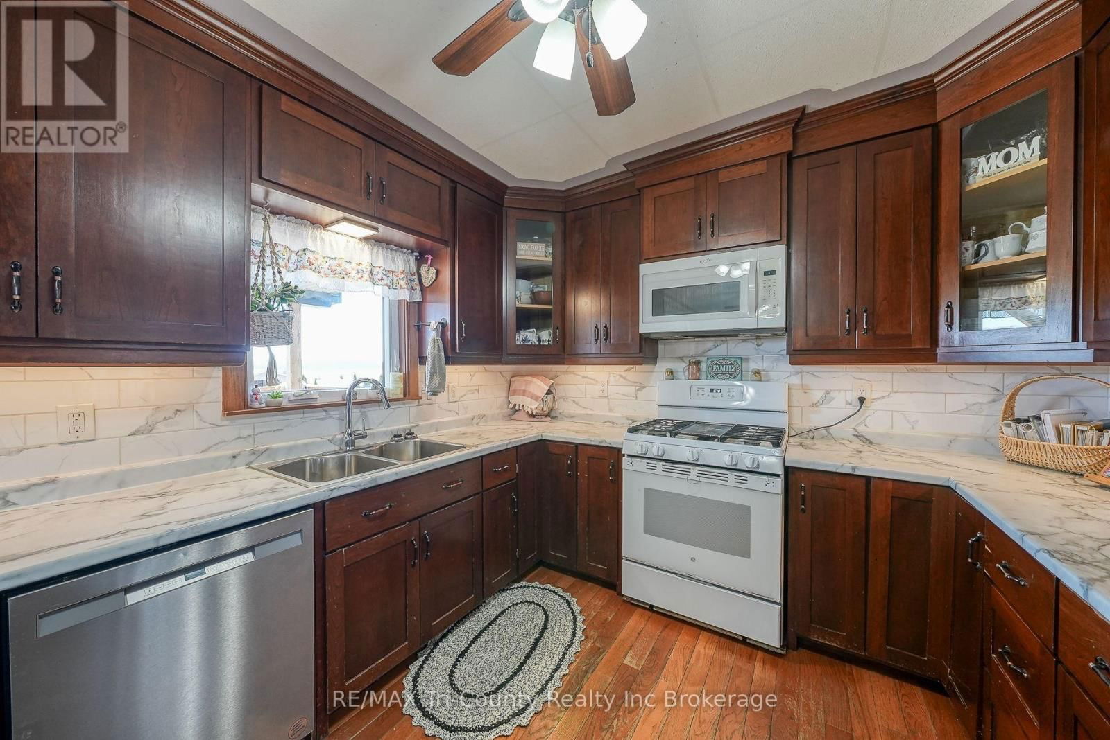 9693 CULLODEN ROAD Image 10
