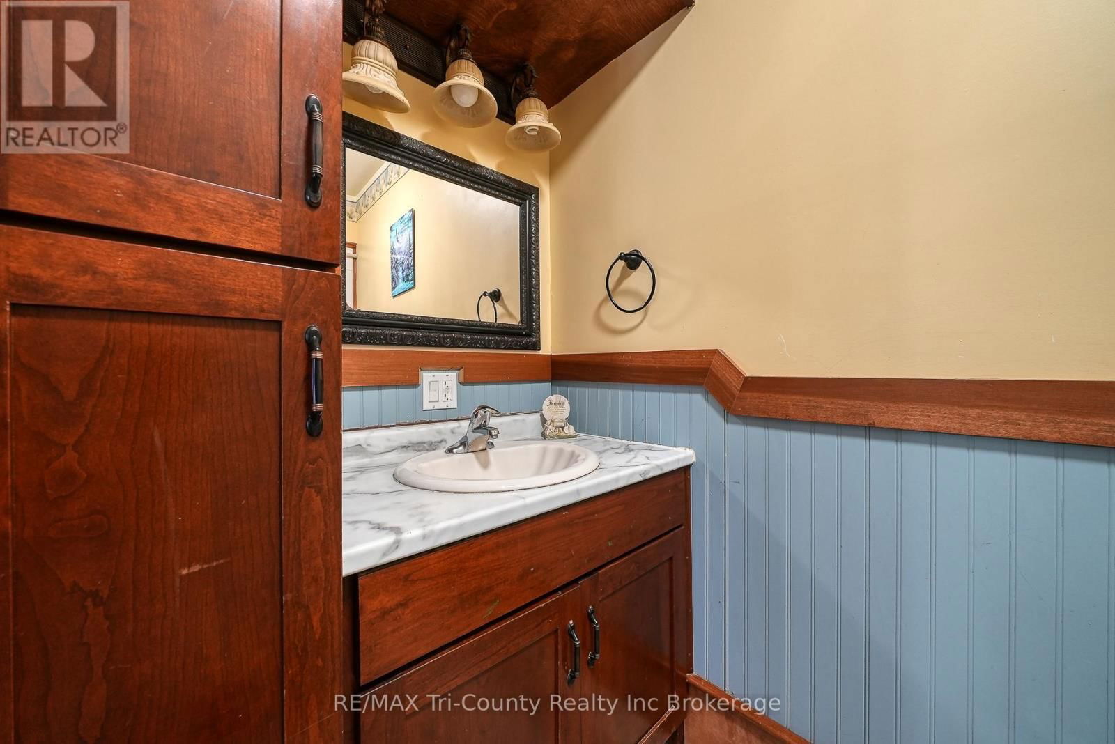 9693 CULLODEN ROAD Image 20
