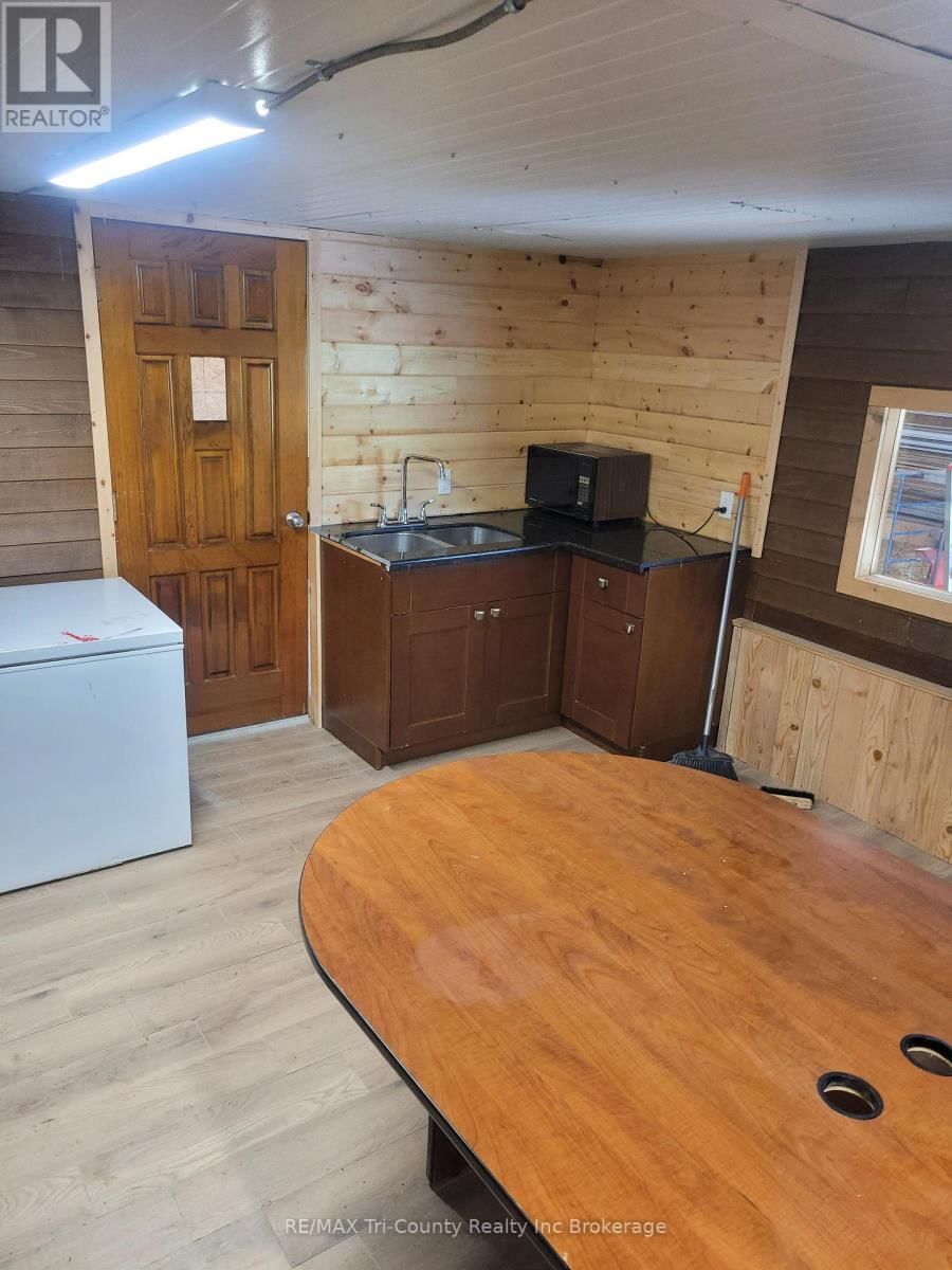 9693 CULLODEN ROAD Image 43