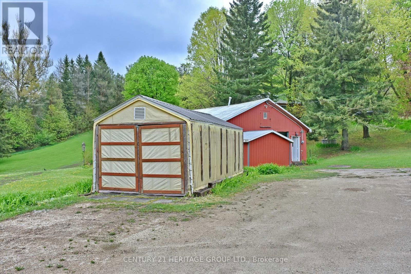 110 OLD HIGHWAY 4 Image 32