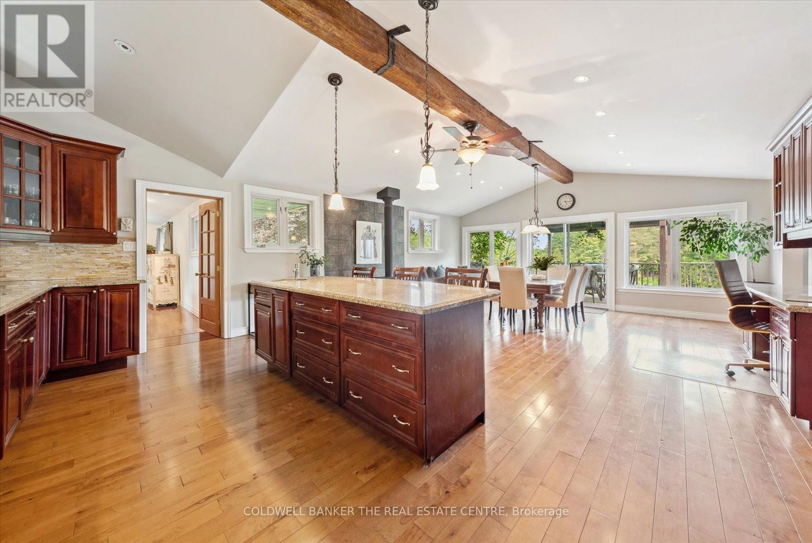 798213 3RD LINE Image 14