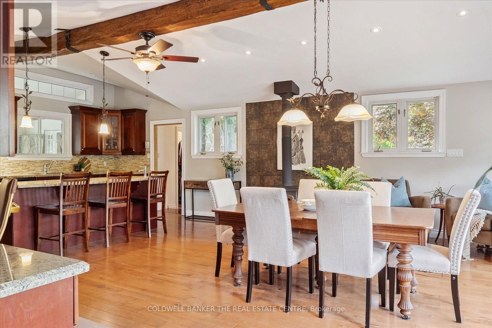 798213 3RD LINE Image 18