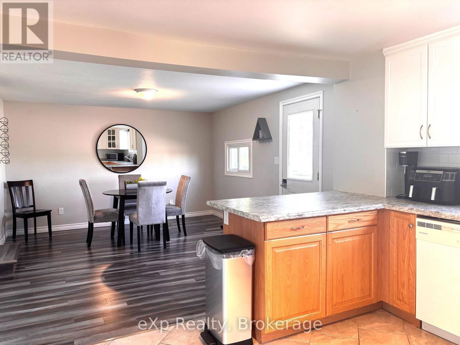 254 16TH STREET Image 15