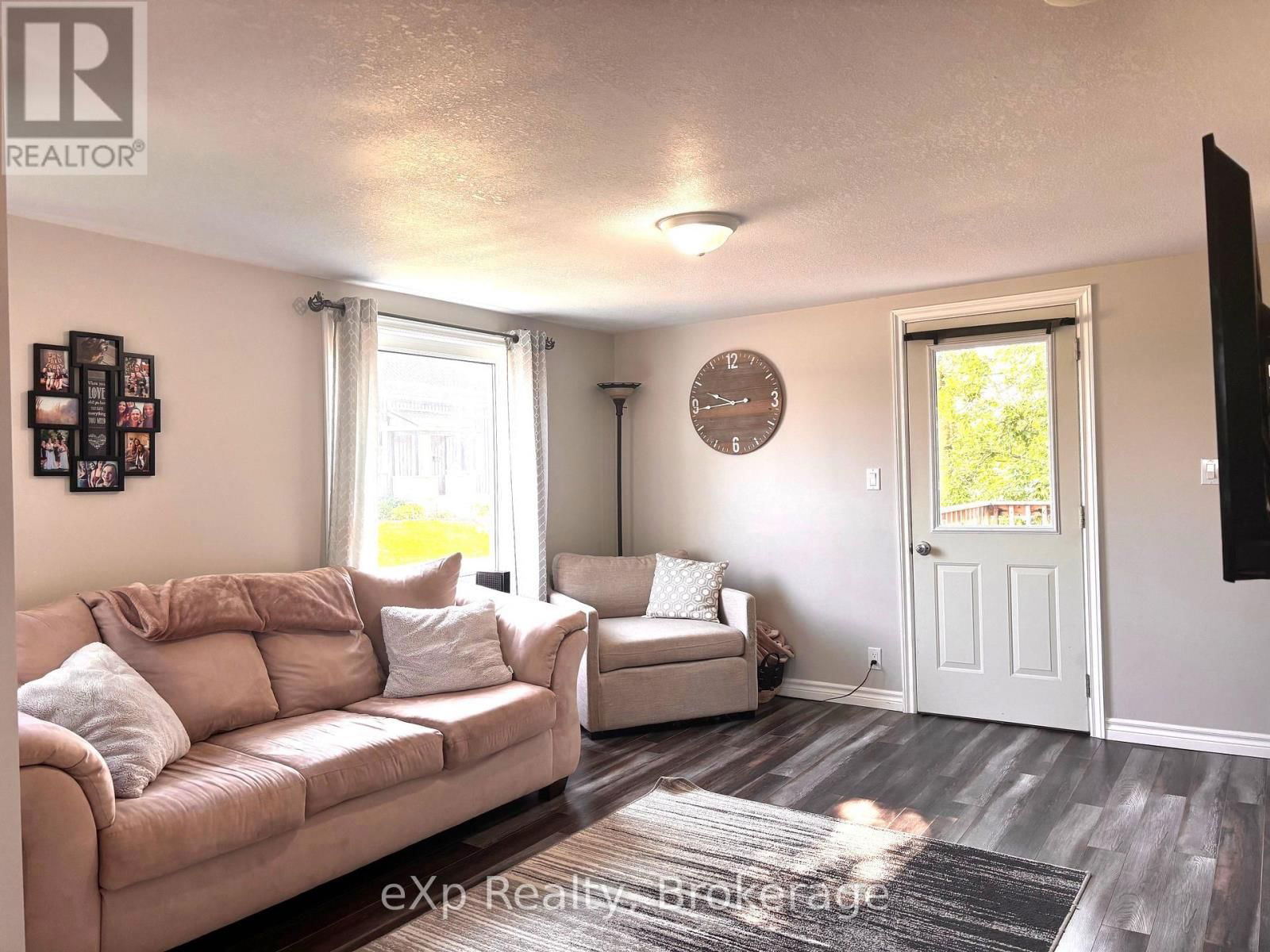 254 16TH STREET Image 22