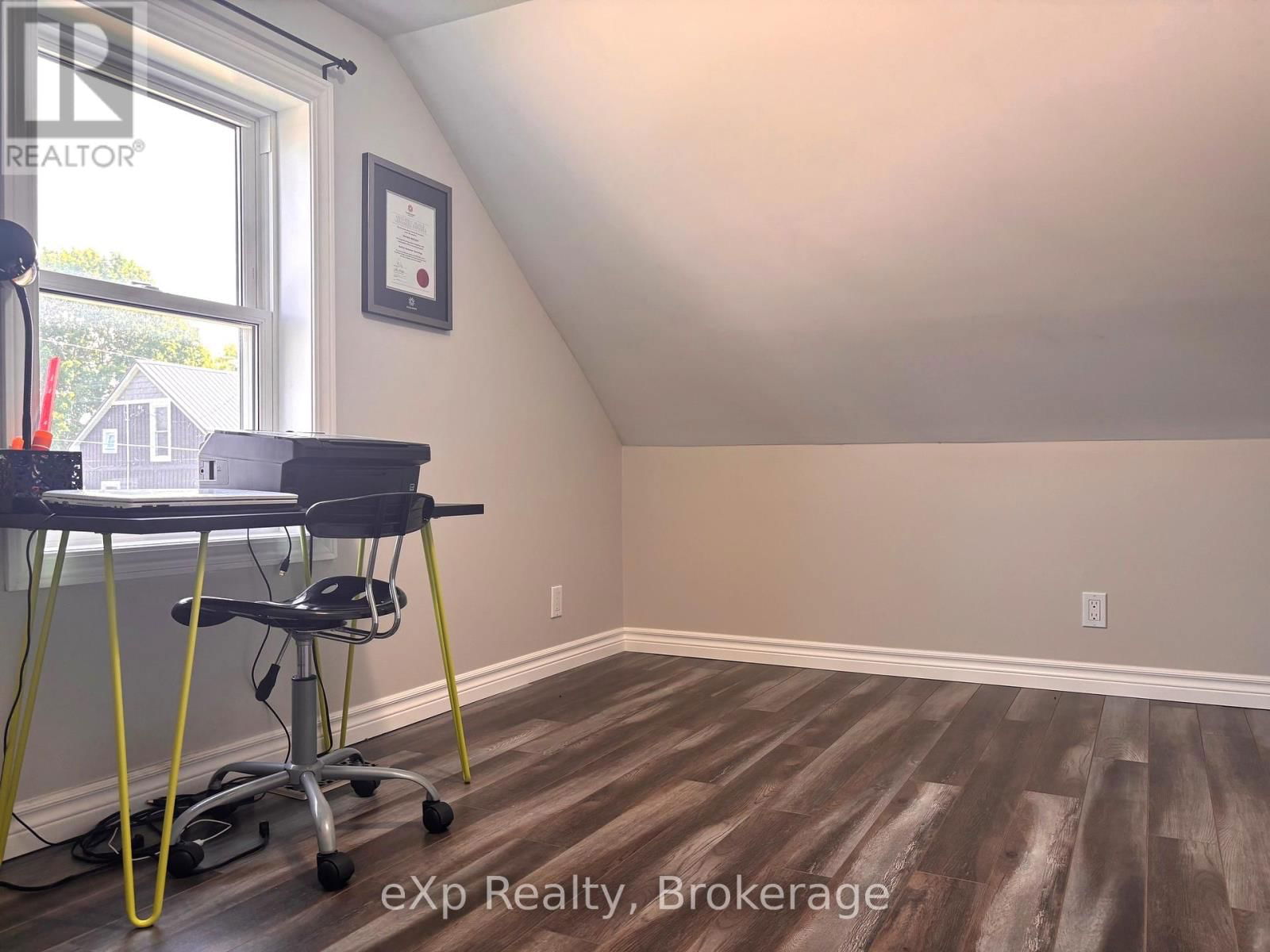 254 16TH STREET Image 33