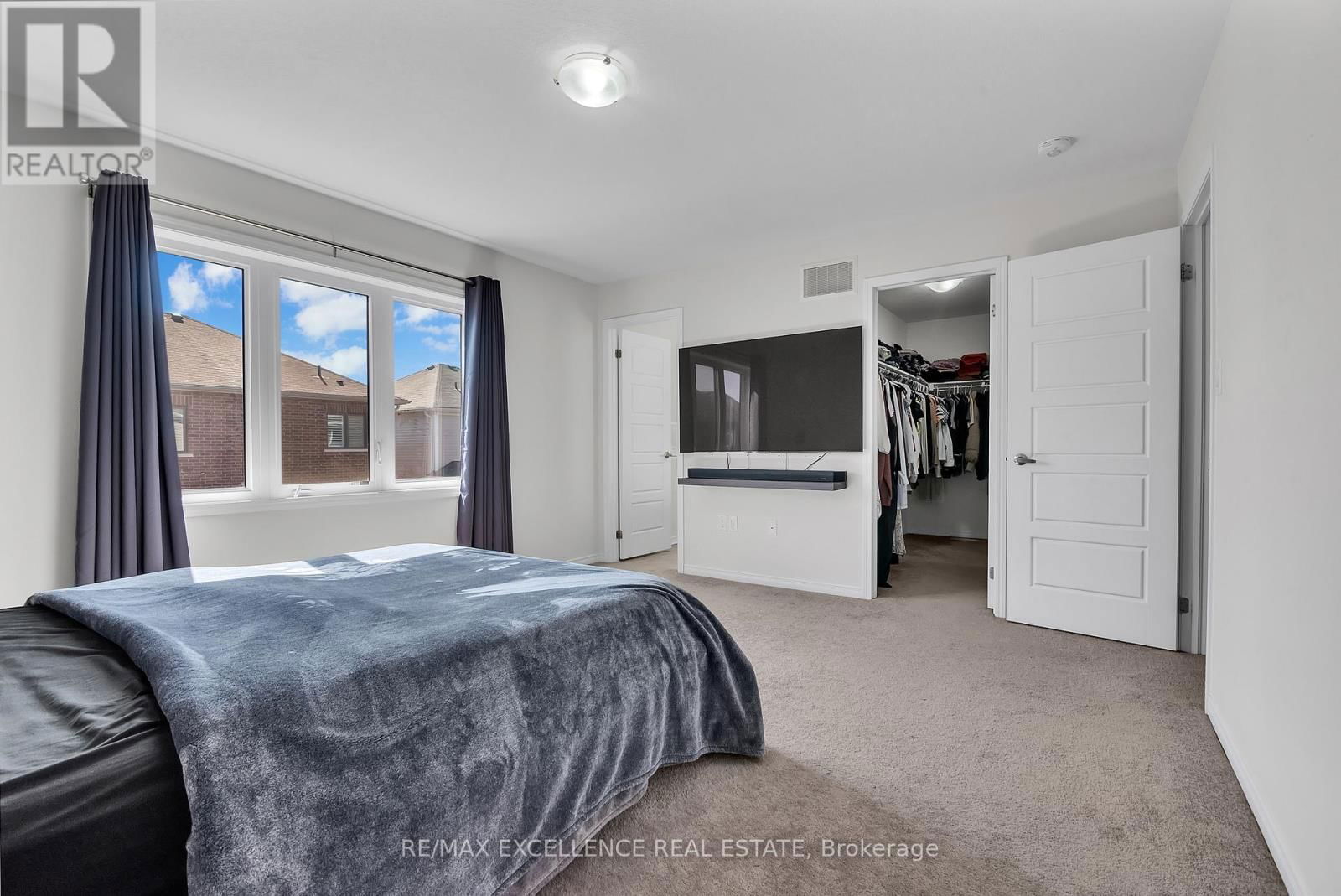 12 WHITHORN CRESCENT Image 23