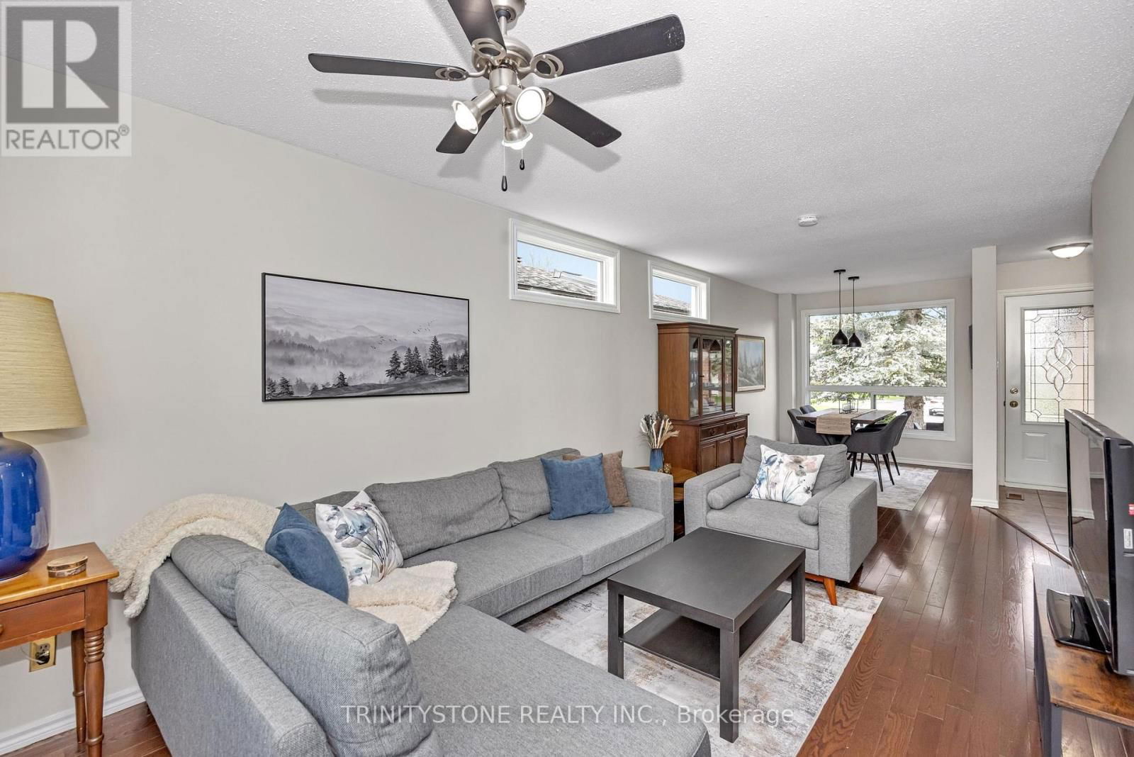 59 STABLE WAY Image 9