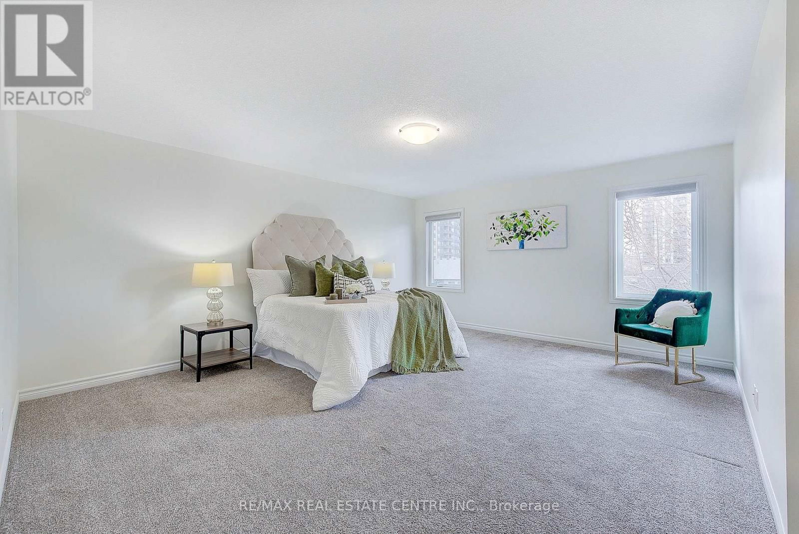 1600 NOAH BEND Image 25