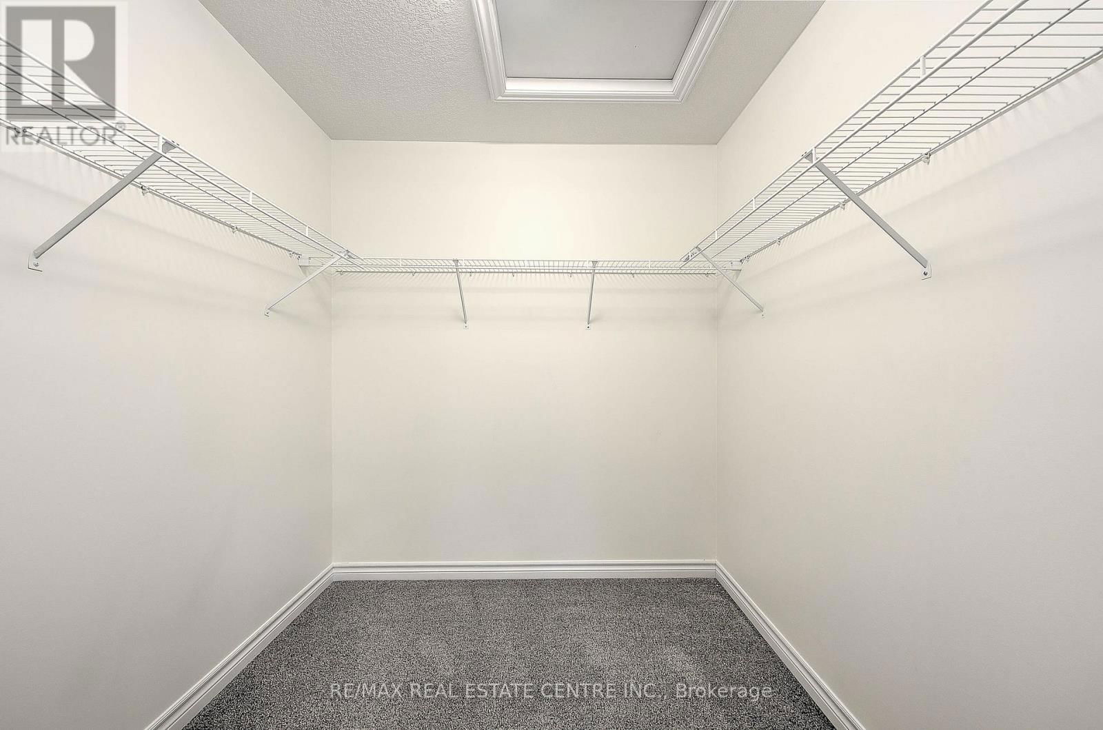 1600 NOAH BEND Image 30