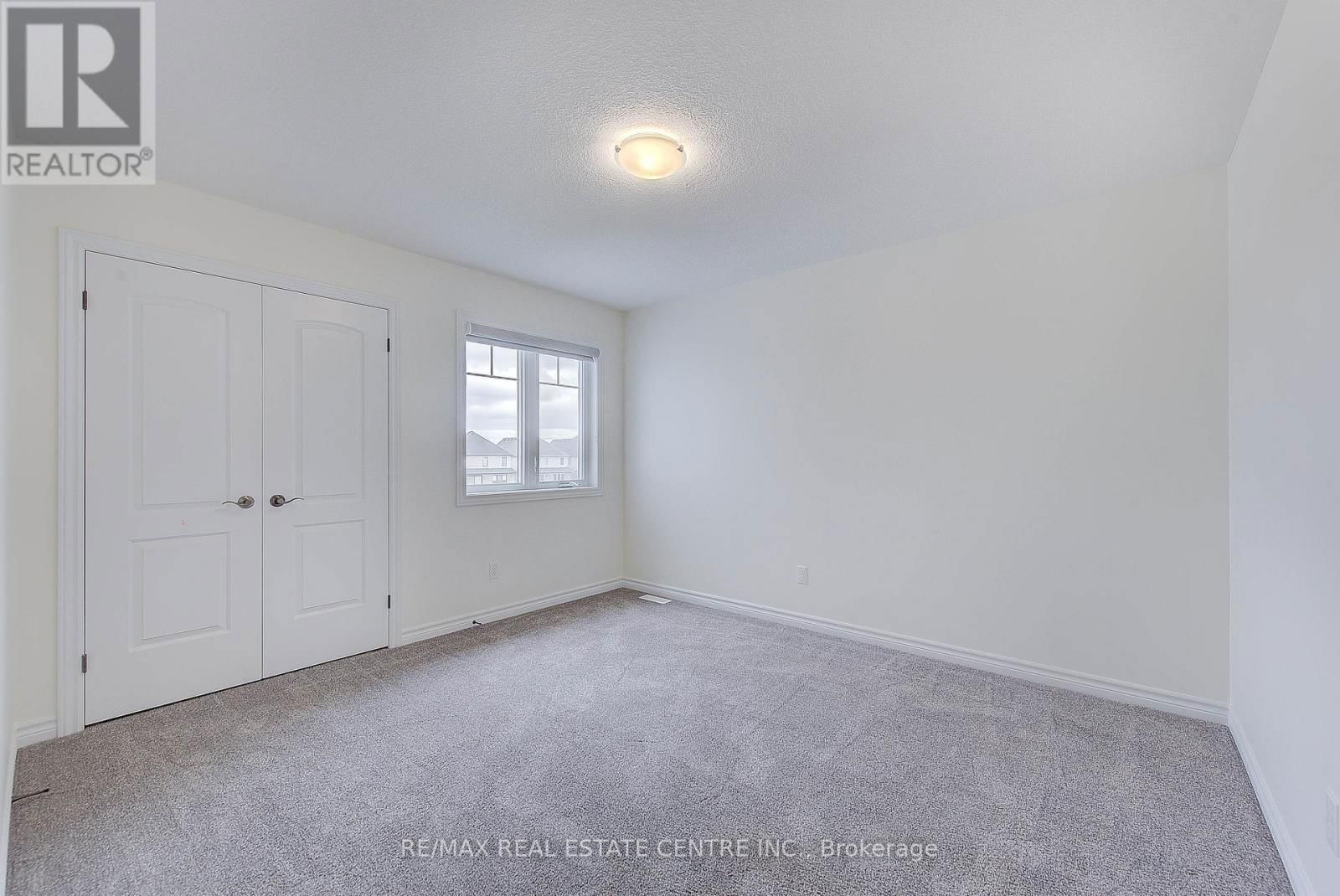 1600 NOAH BEND Image 33