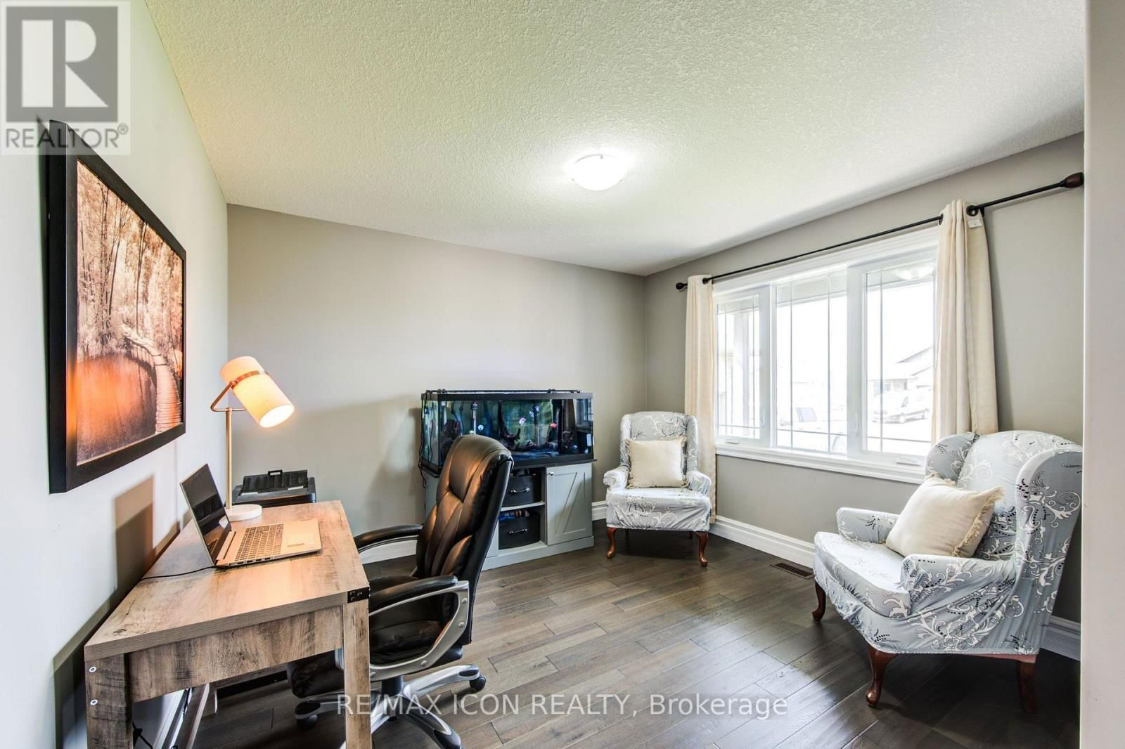 250 KROTZ STREET WEST Image 6