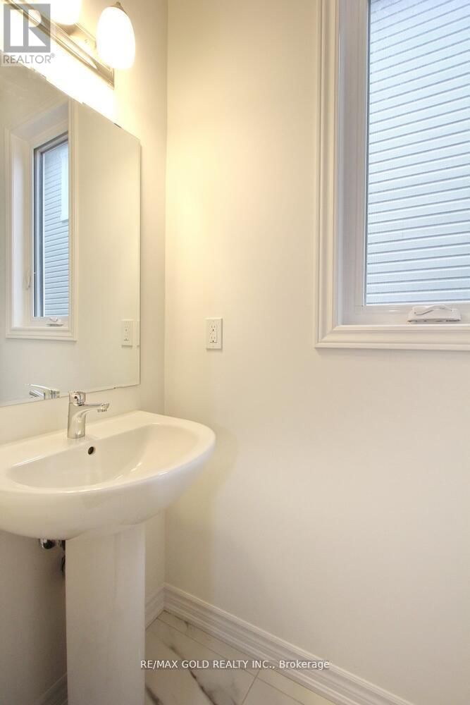 Tertiary Property View