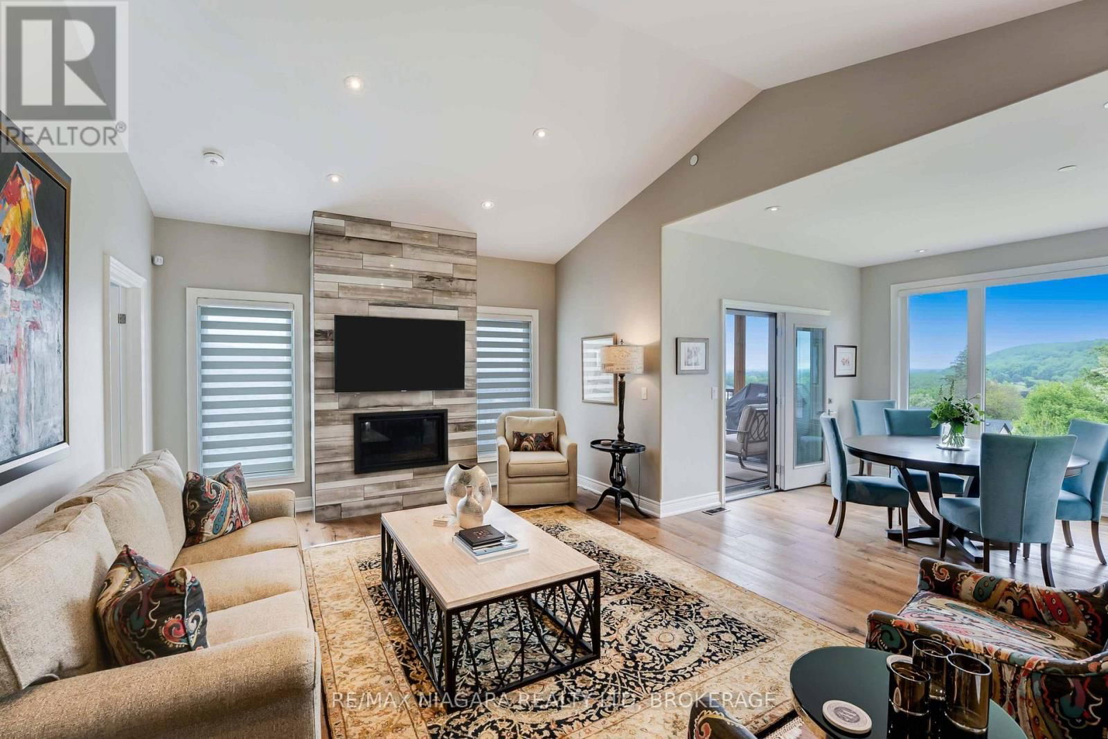 28 RIDGEVIEW CRESCENT Image 18