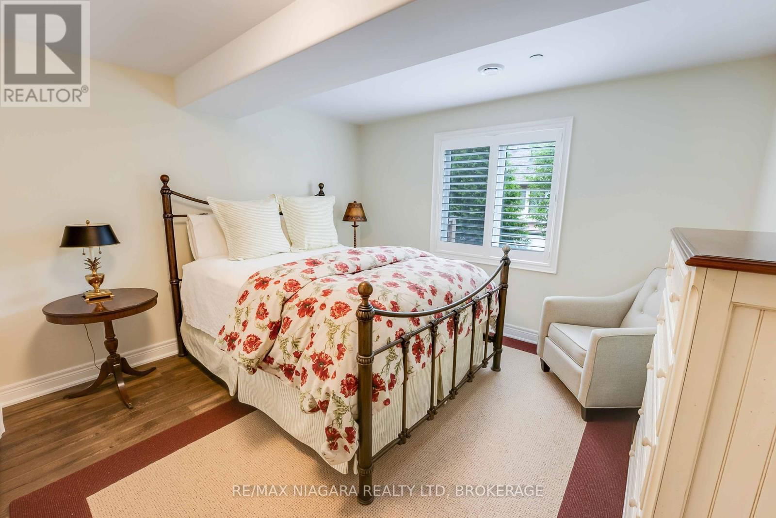 28 RIDGEVIEW CRESCENT Image 32