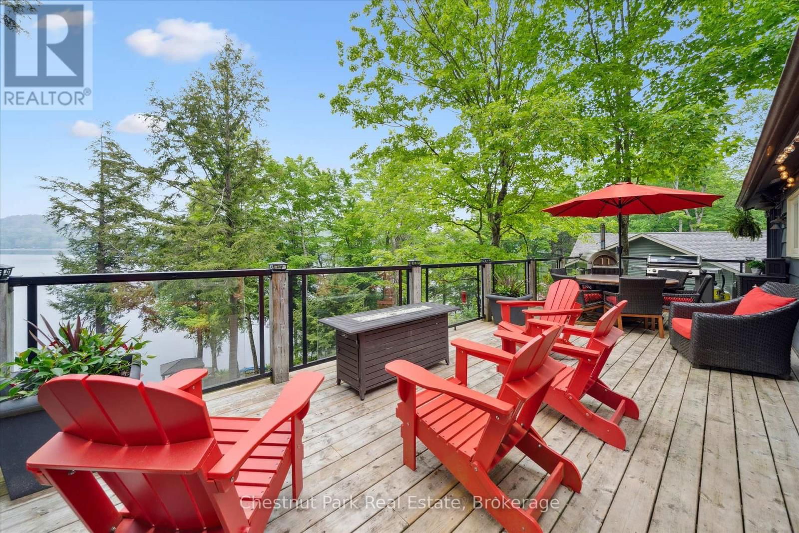 218 NORTH DRIVE Image 23