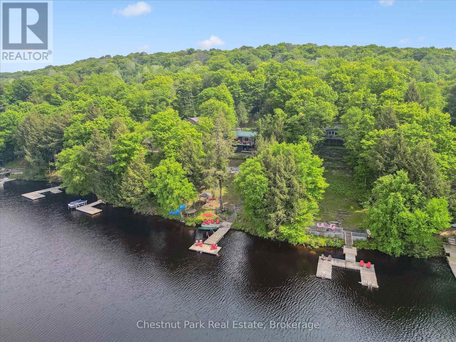 218 NORTH DRIVE Image 45