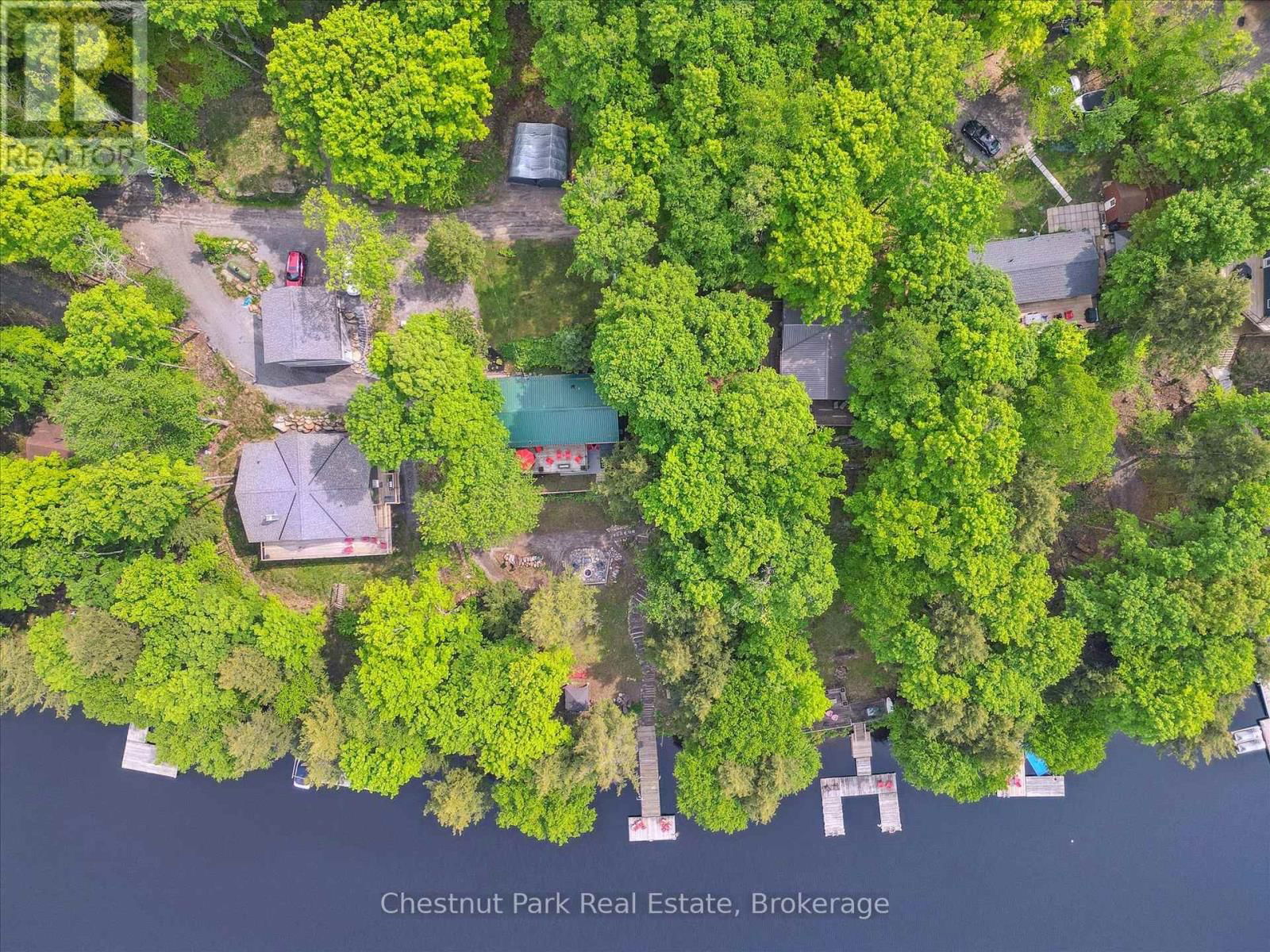 218 NORTH DRIVE Image 46