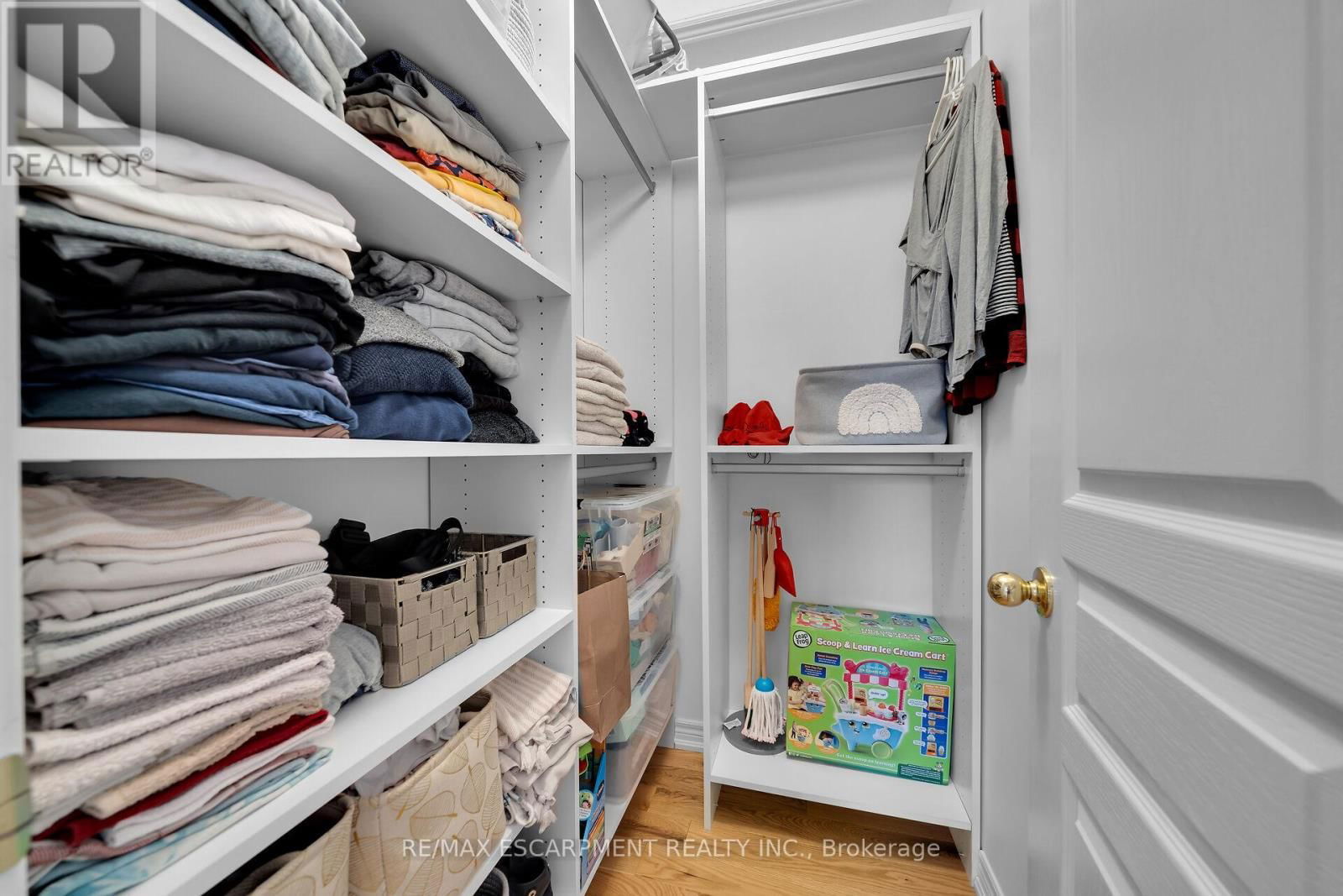 19 NISBET BOULEVARD Image 27