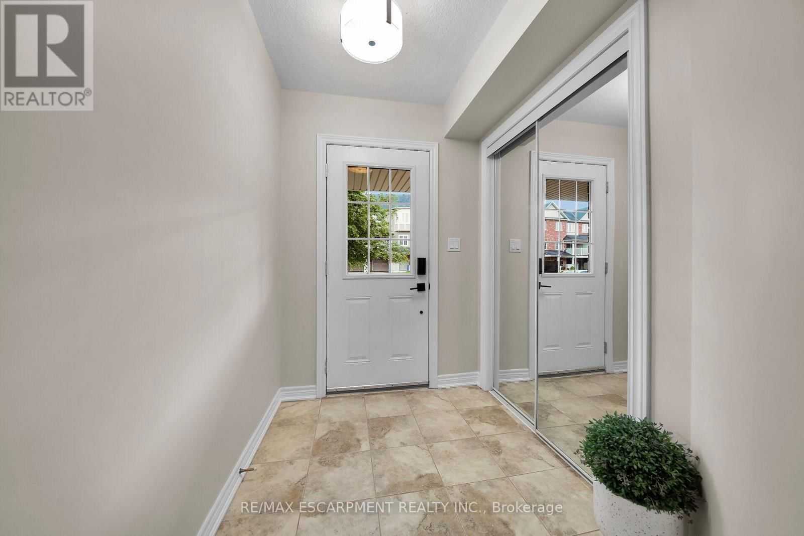 19 NISBET BOULEVARD Image 3
