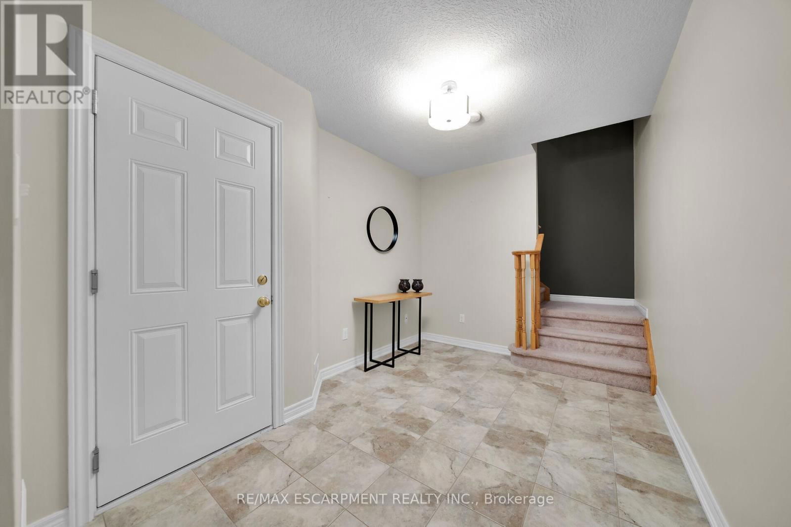 19 NISBET BOULEVARD Image 4