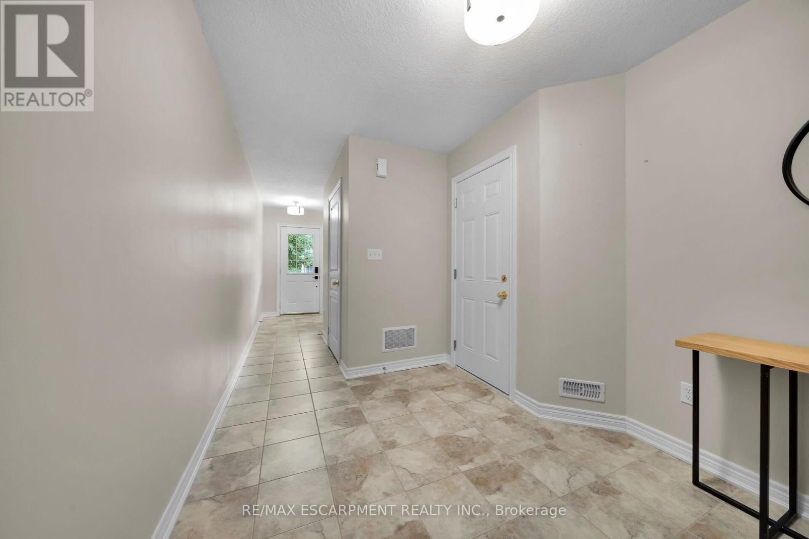 19 NISBET BOULEVARD Image 5