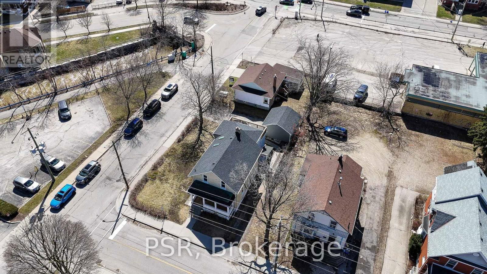 A - 51 DUPONT STREET EAST Image 30
