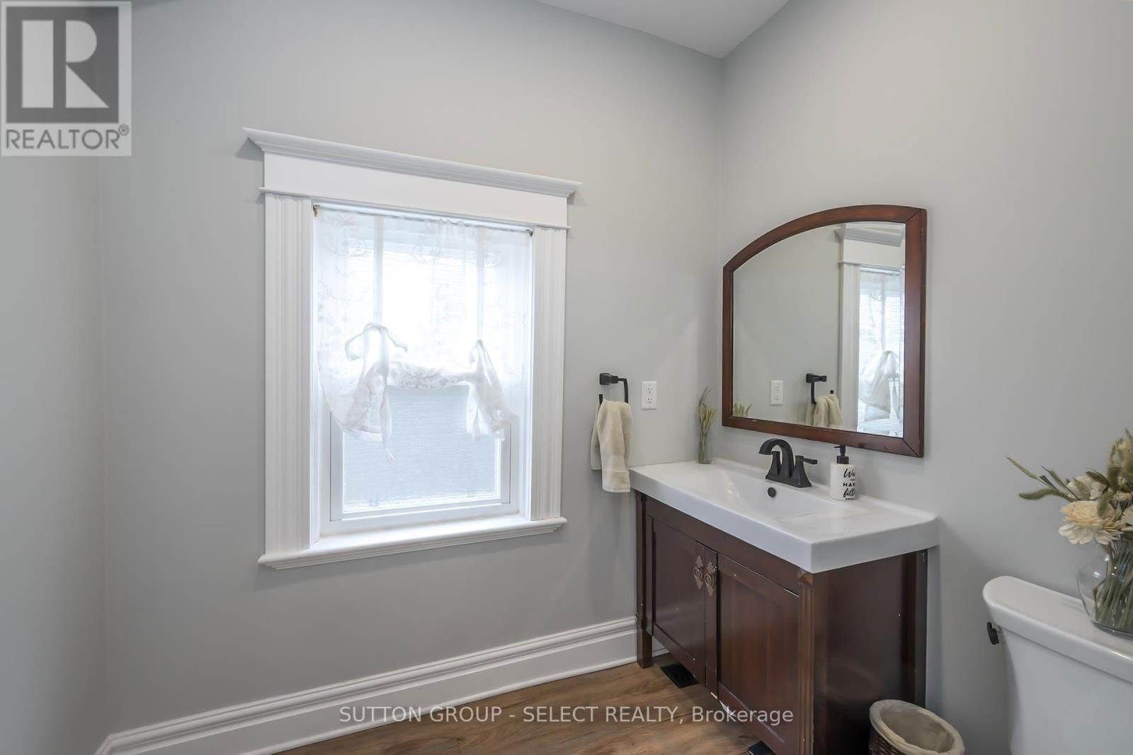 558 PRINCESS AVENUE Image 6