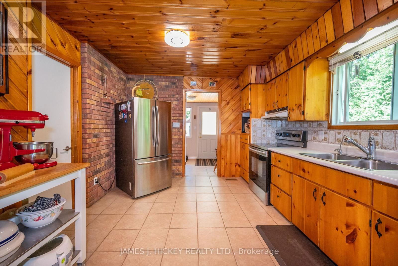 419 DEVLIN LANE Image 6
