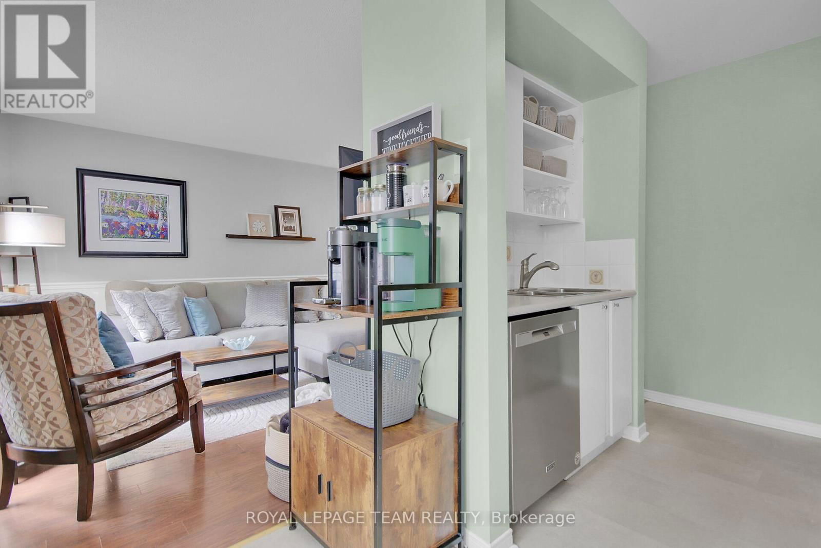 918 MALEY STREET NORTH Image 15