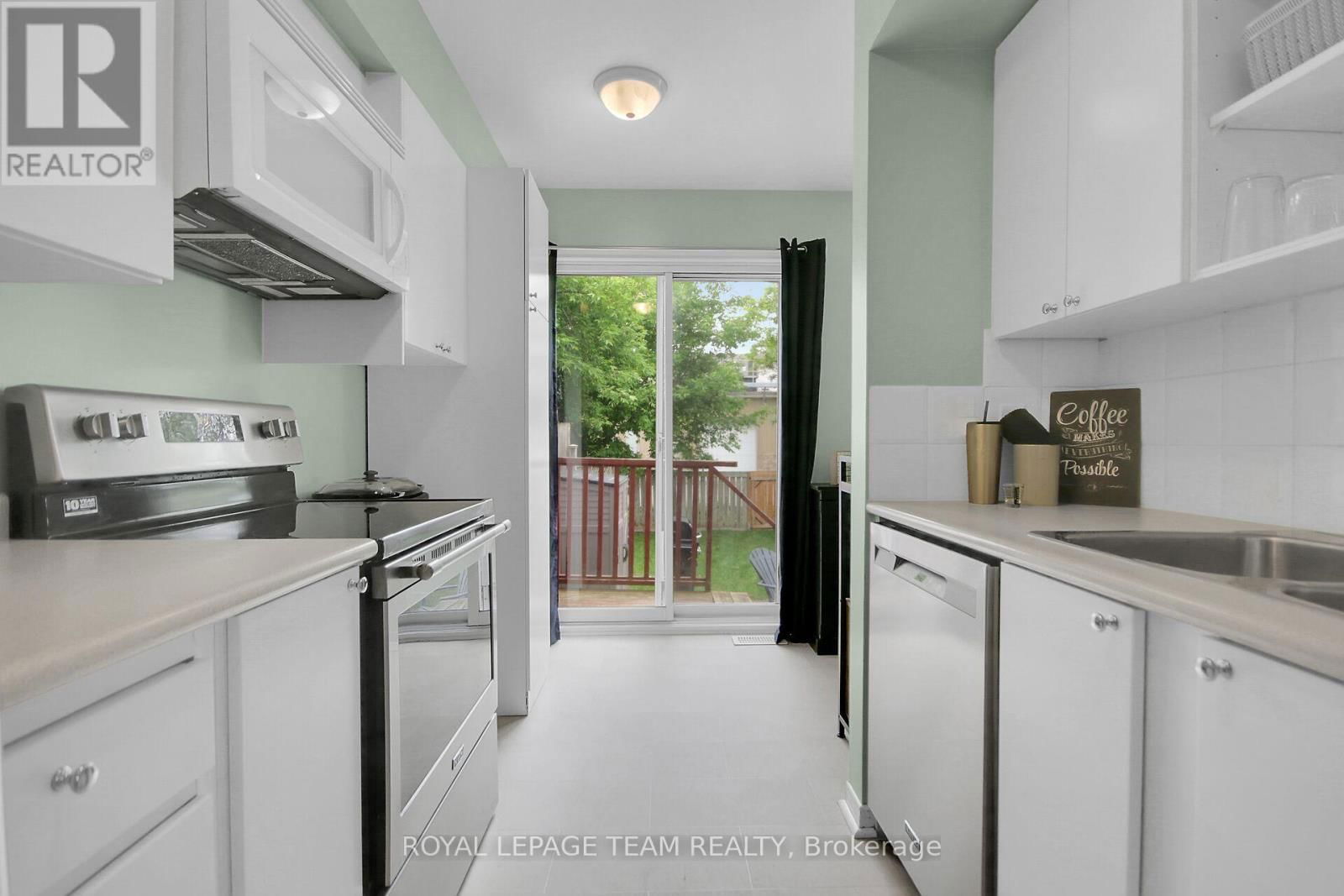 918 MALEY STREET NORTH Image 19