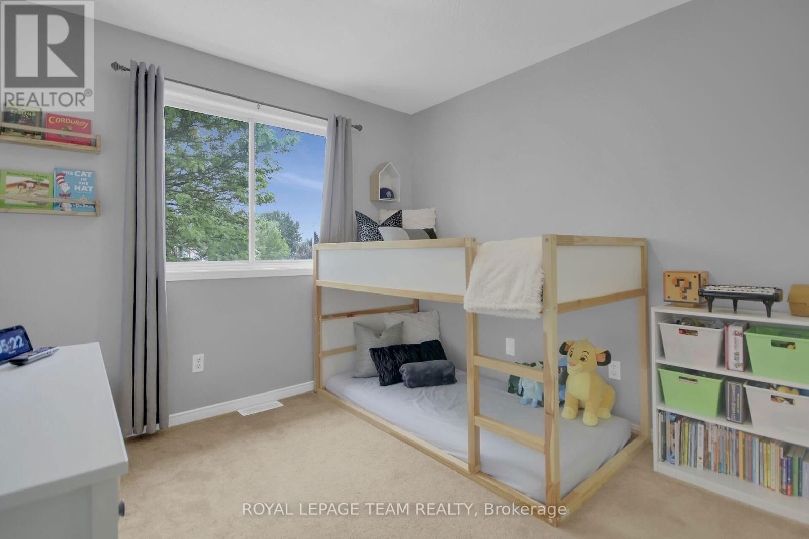918 MALEY STREET NORTH Image 33