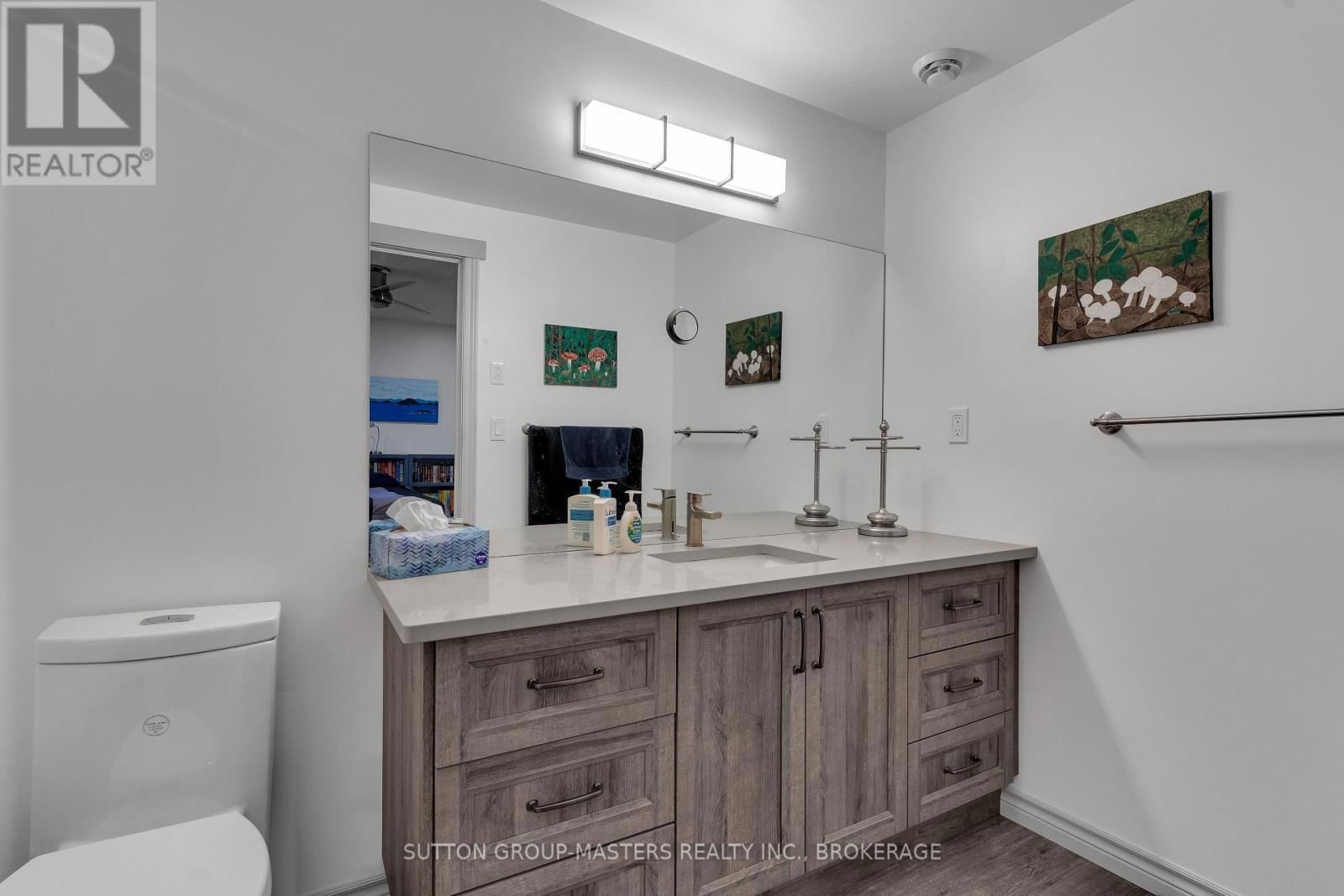 6179 NORTH SHORE ROAD Image 20