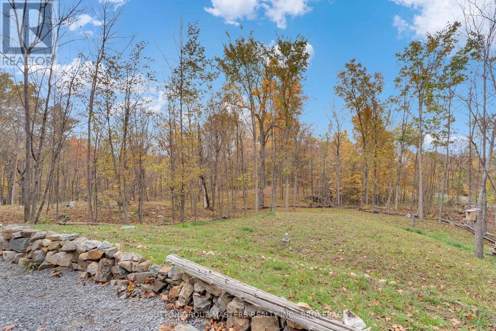 6179 NORTH SHORE ROAD Image 35
