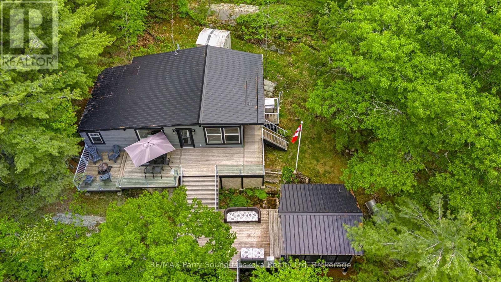 109 HEALEY LAKE Image 5