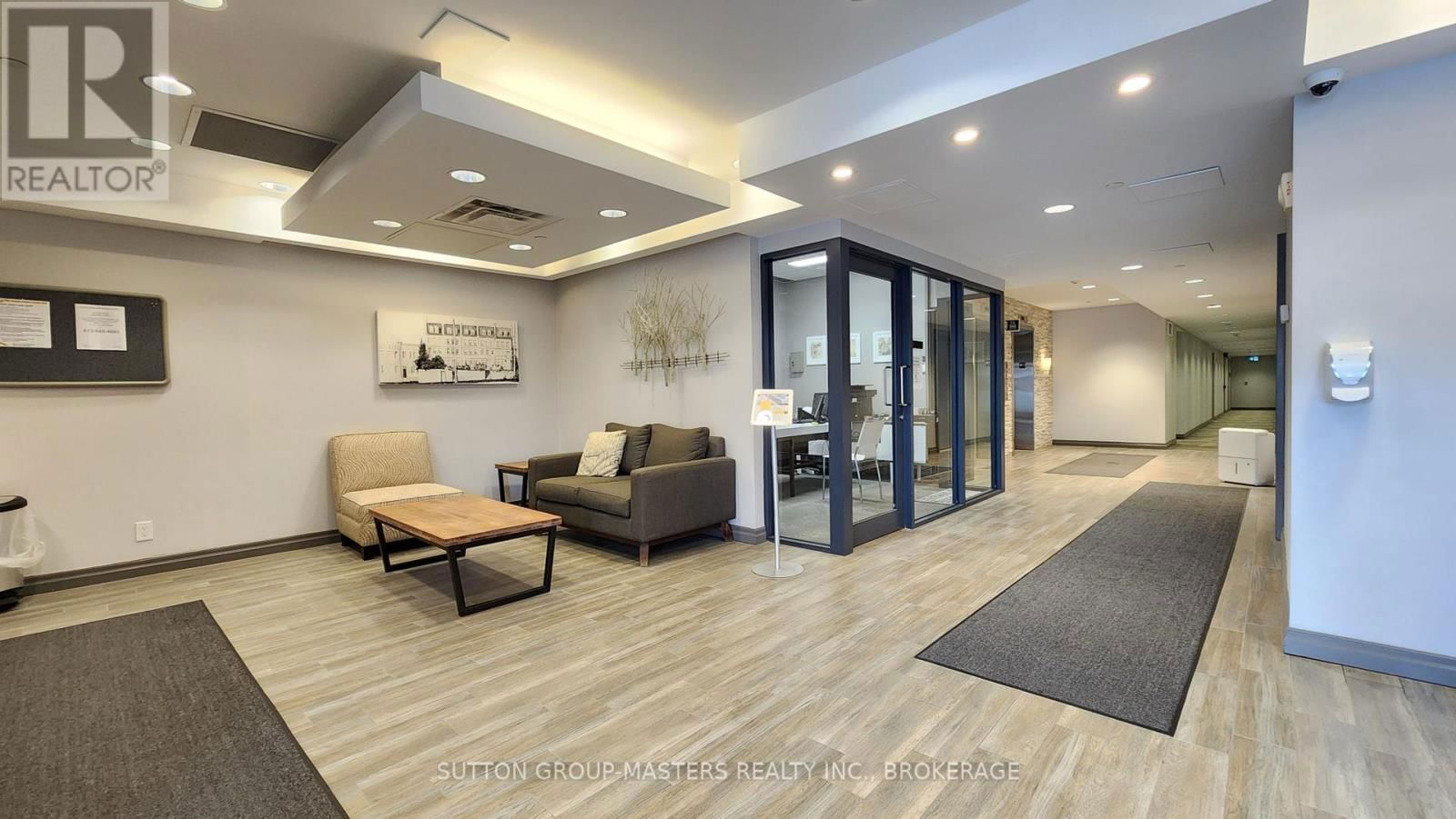 403 - 121 QUEEN STREET Image 3