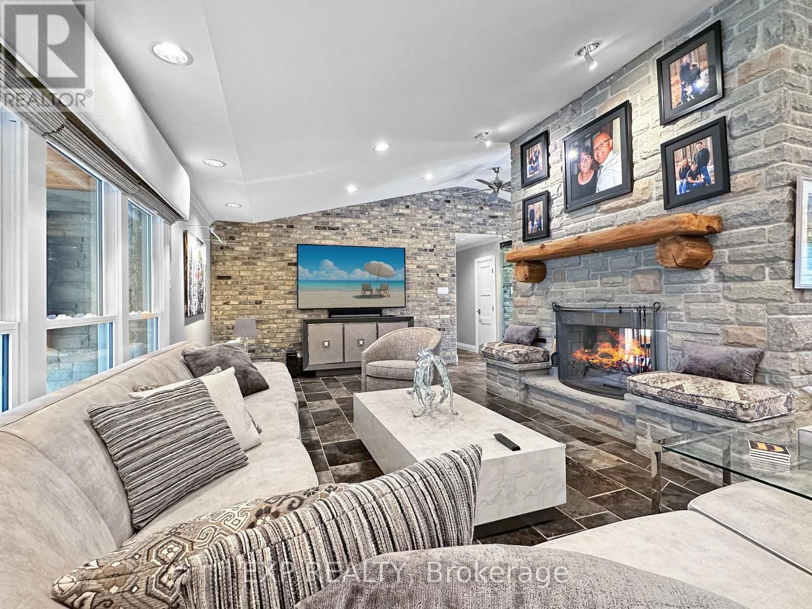 1511 GEARY AVENUE Image 13