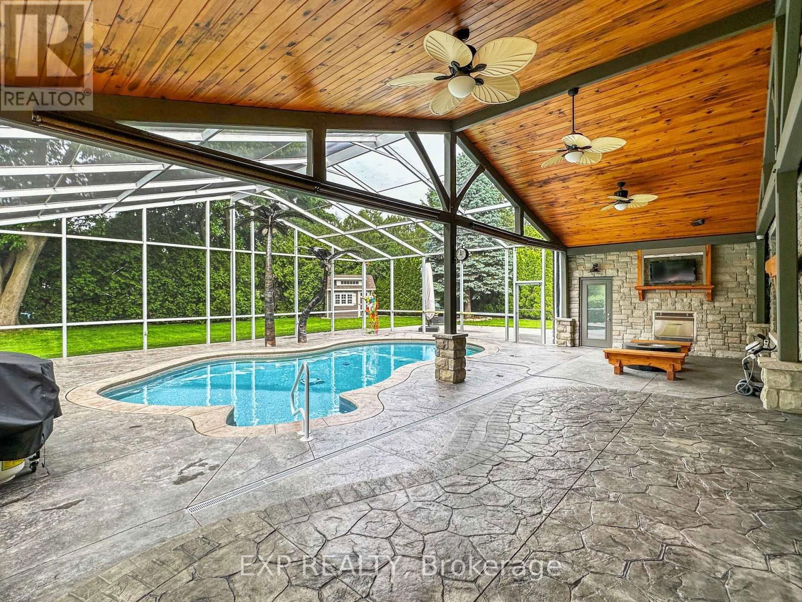1511 GEARY AVENUE Image 20