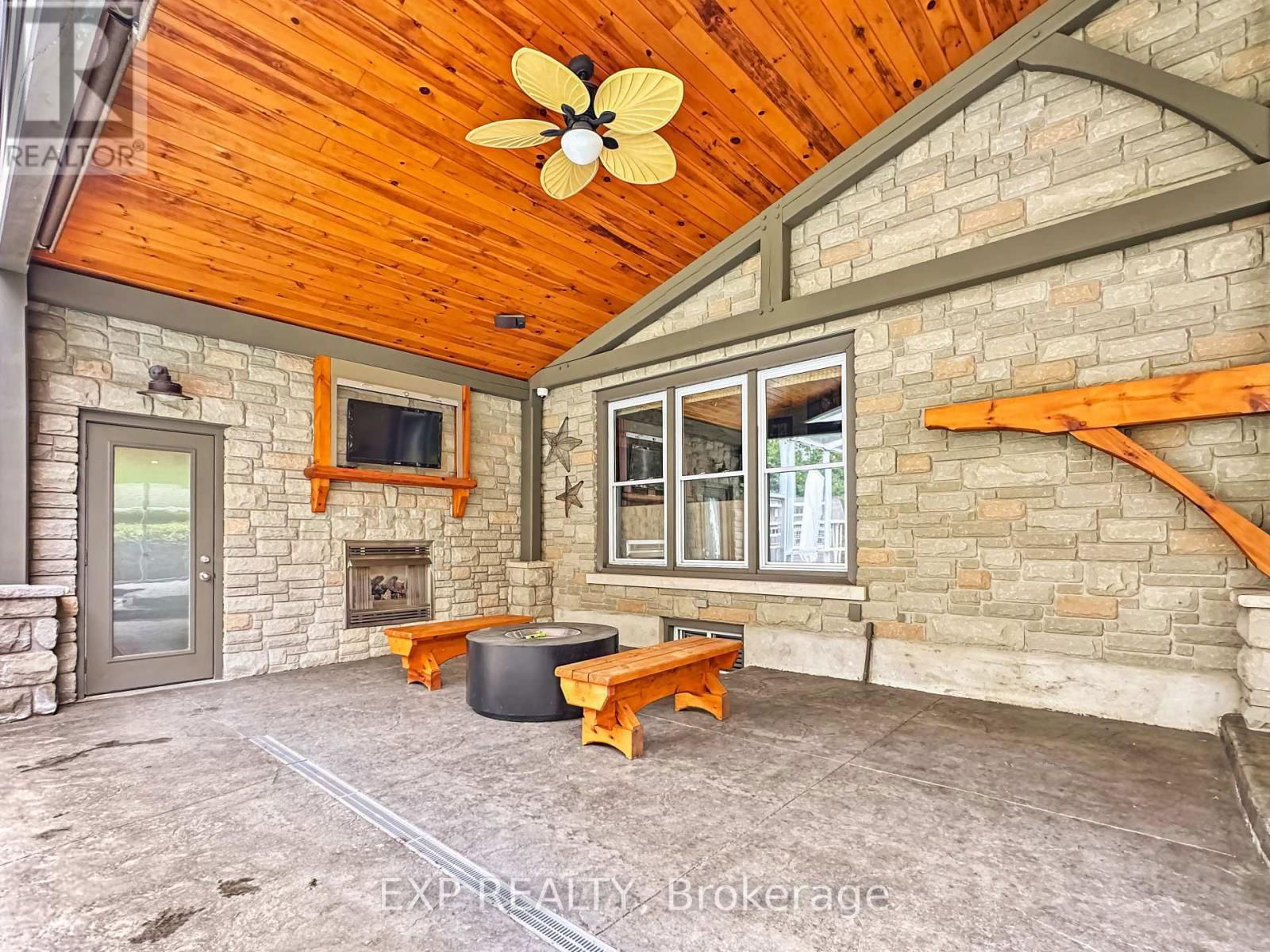 1511 GEARY AVENUE Image 22