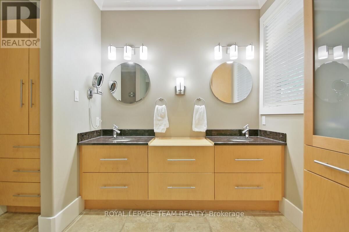 3886 ARMITAGE AVENUE Image 22