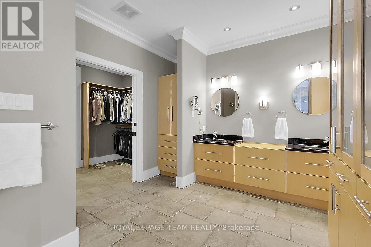 3886 ARMITAGE AVENUE Image 23