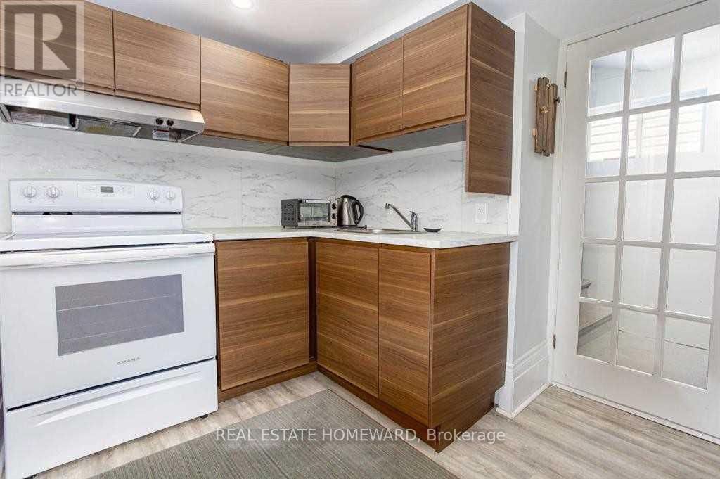 Lower - 81 SWEETLAND AVENUE Image 1