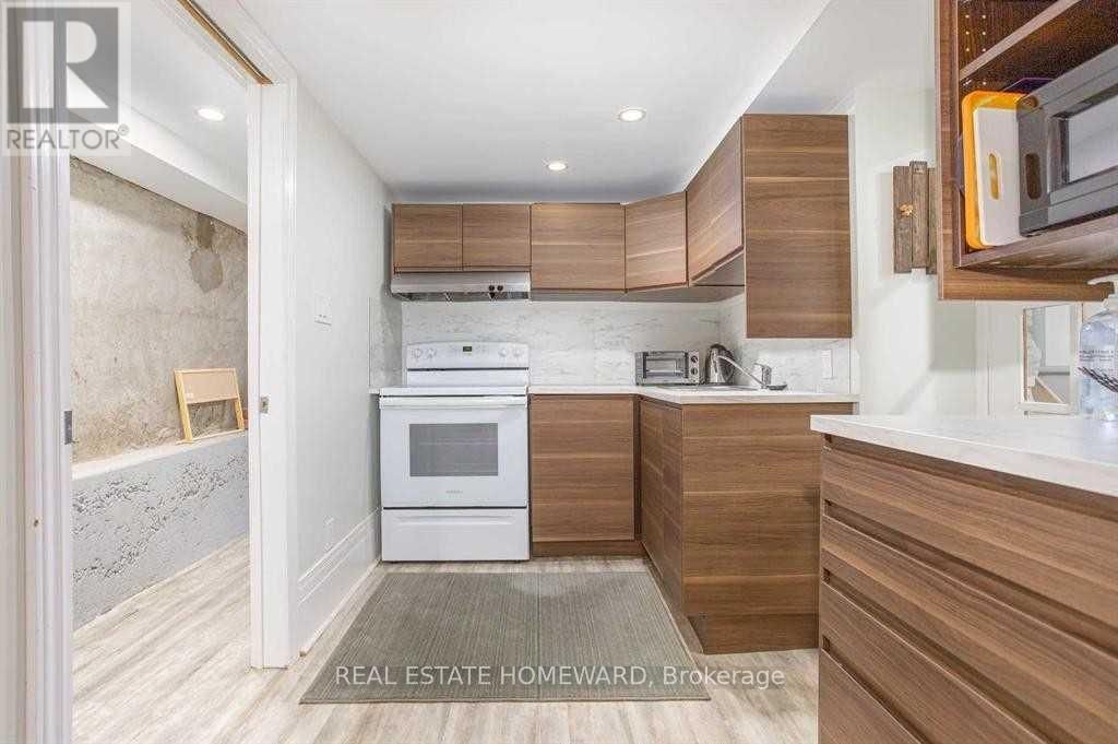 Lower - 81 SWEETLAND AVENUE Image 5